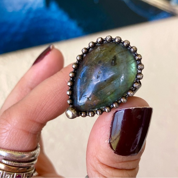 Natural Blue green iridescent flash labradorite gemstone adjustable ring - Picture 13 of 15